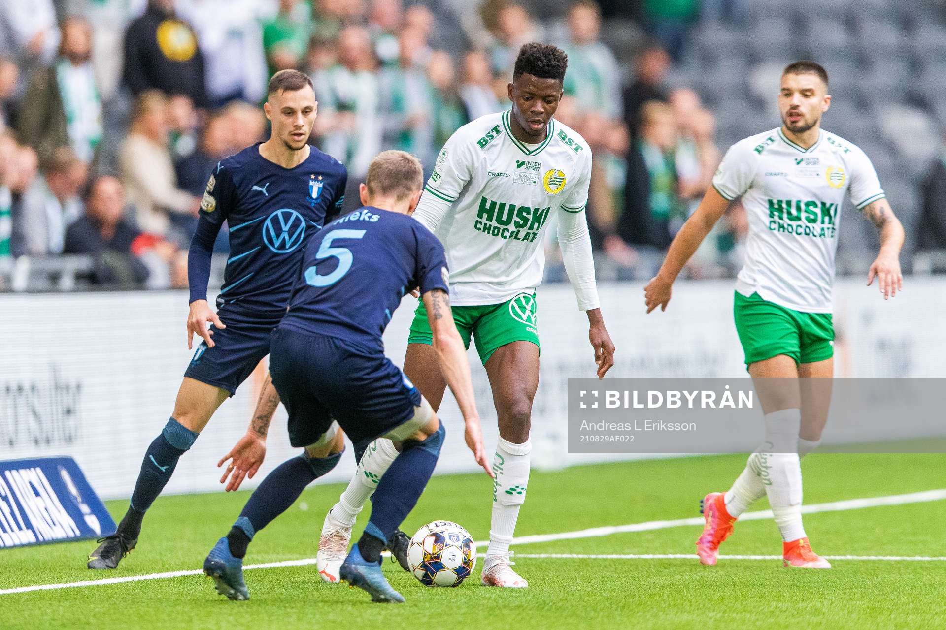 Malmö FFs Sören Rieks och Hammarbys Aziz Mohammed Ouattara