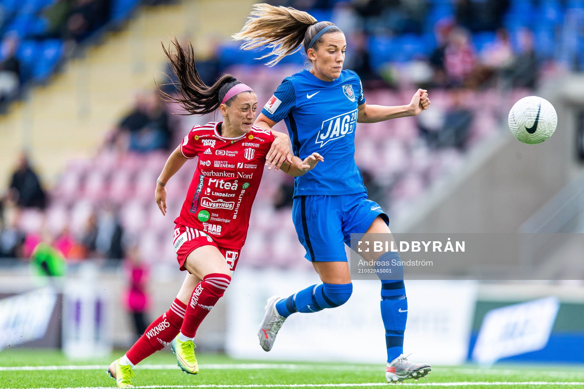 Piteås Katrina Guillou och Eskilstunas Anna Oskarsson