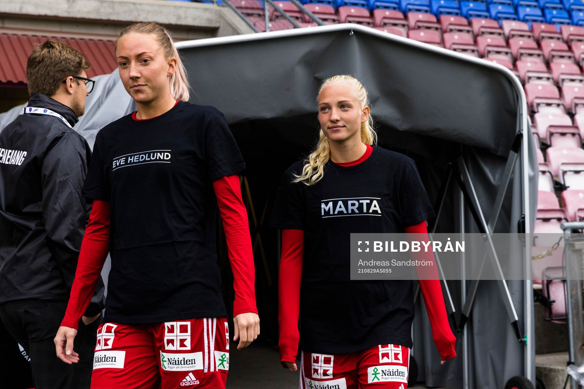 Piteås Cajsa Hedlund och Astrid Larsson