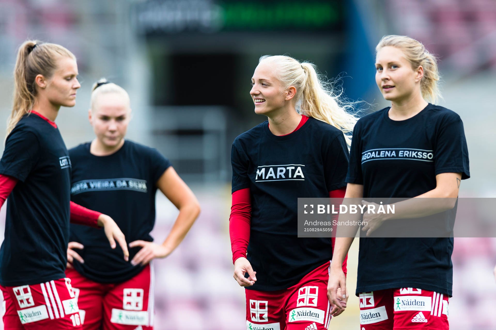 Piteås Astrid Larsson med lagkamater