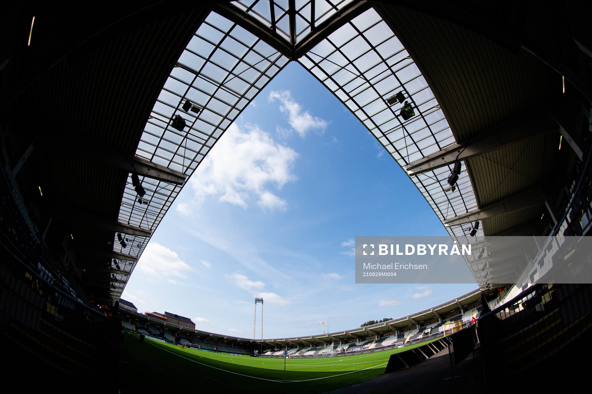 Bravida Arena innan fotbollsmatchen i Allsvenskan mellan