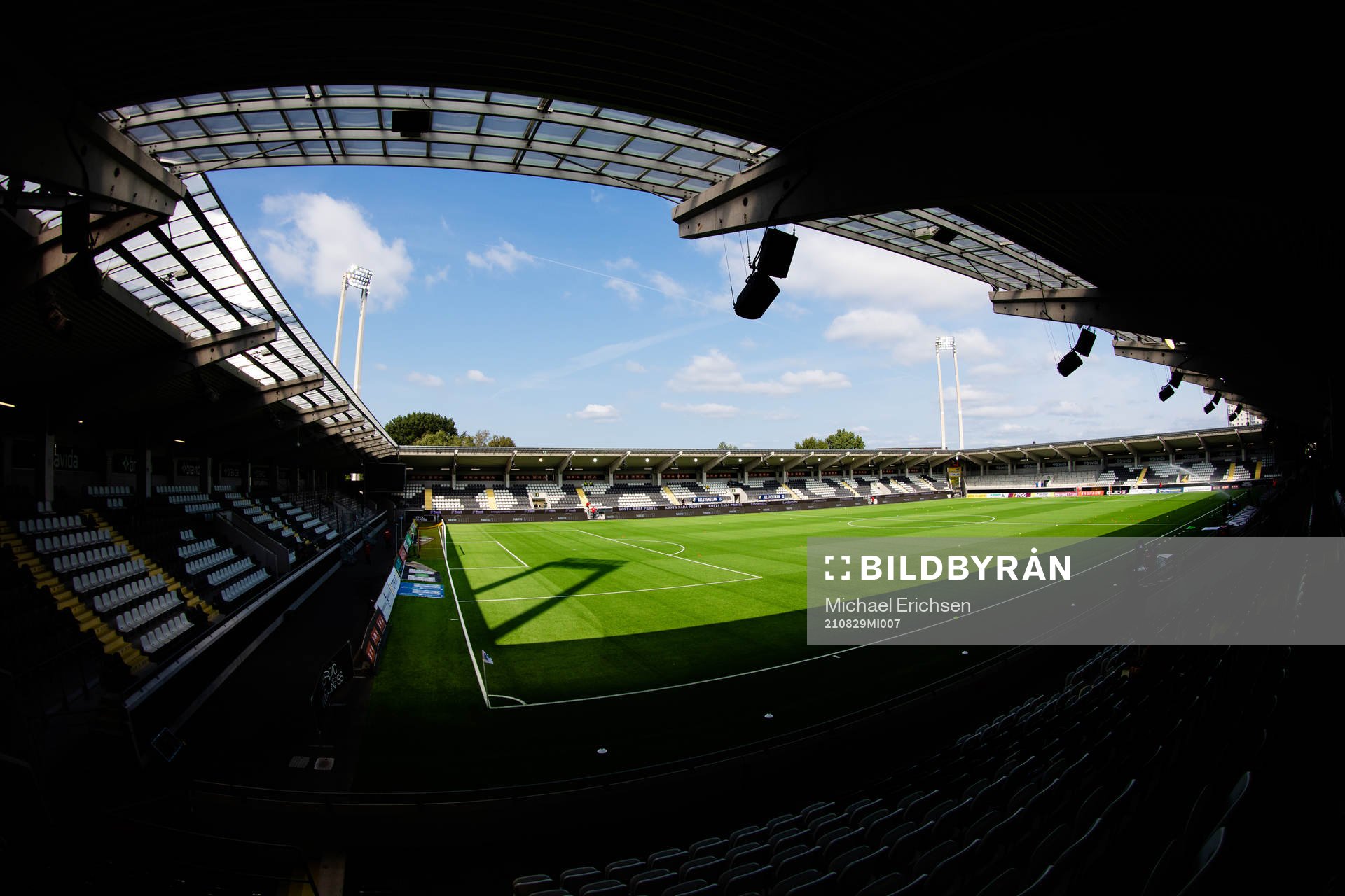 Bravida Arena innan fotbollsmatchen i Allsvenskan mellan