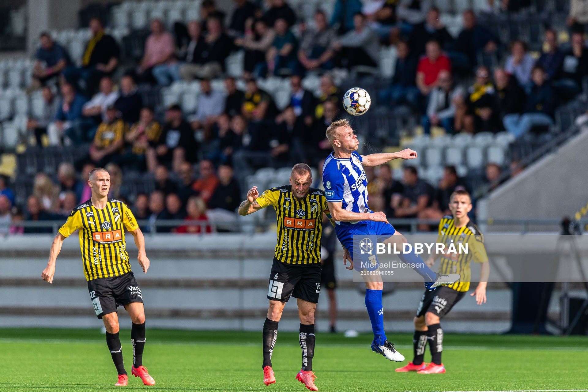 Häckens Alexander Faltsetas och IFK Göteborgs Kolbeinn