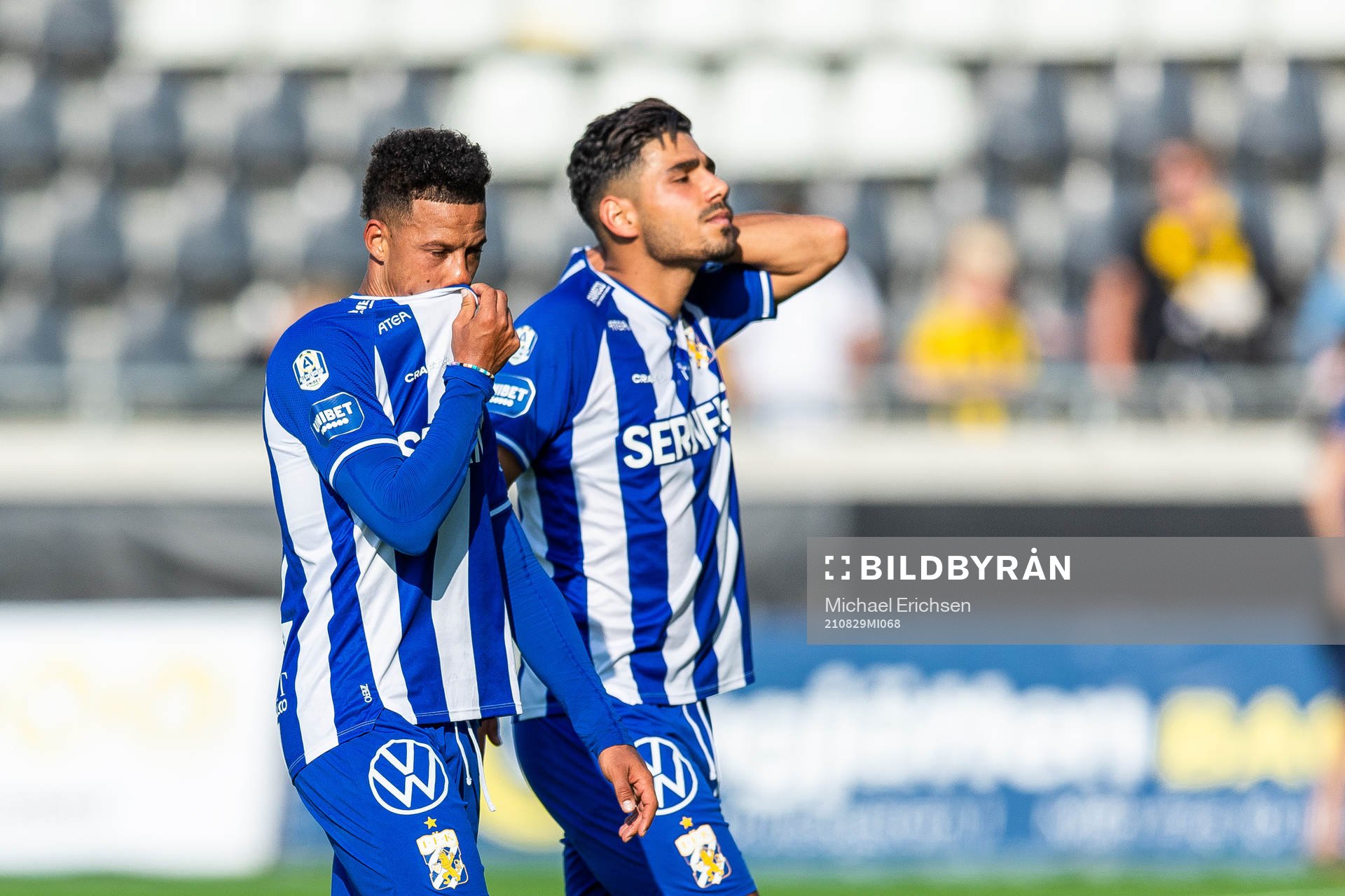 IFK Göteborgs Tobias Sana och Hosam Aiesh deppar