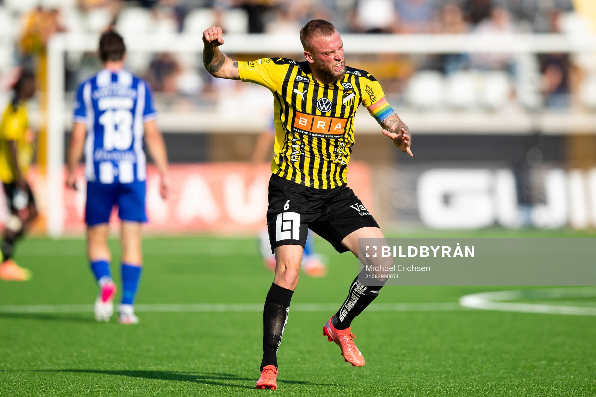 Häckens Alexander Faltsetas jublar