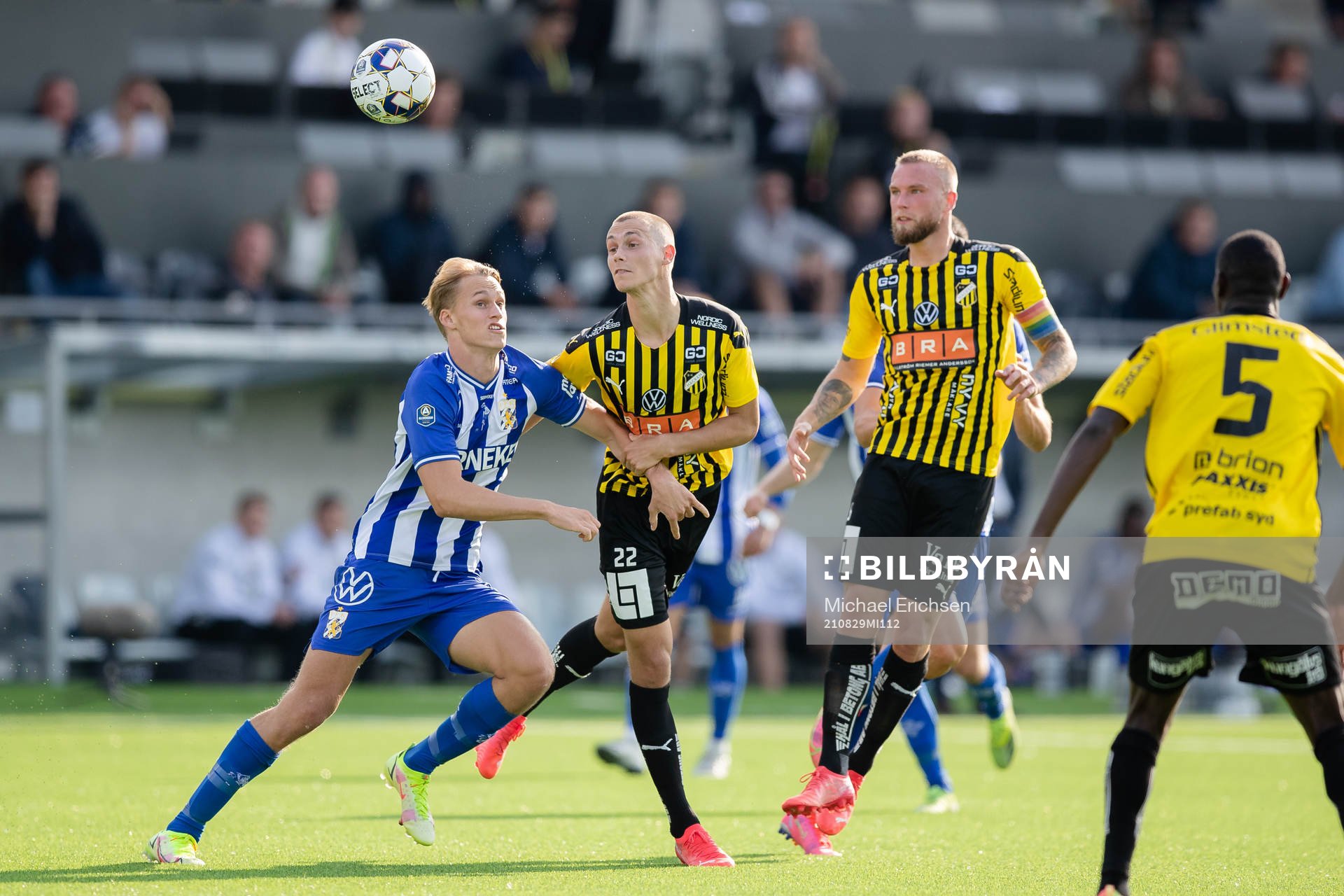 IFK Göteborgs Oscar Vilhelmsson och Häckens Tobias
