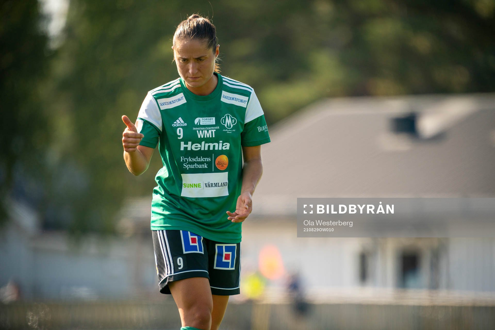 Mallbackens Fanny Flyckt under fotbollsmatchen i Elitettan mellan Morön och Mallbacken den 29 augusti 2021 i Skellefteå. 