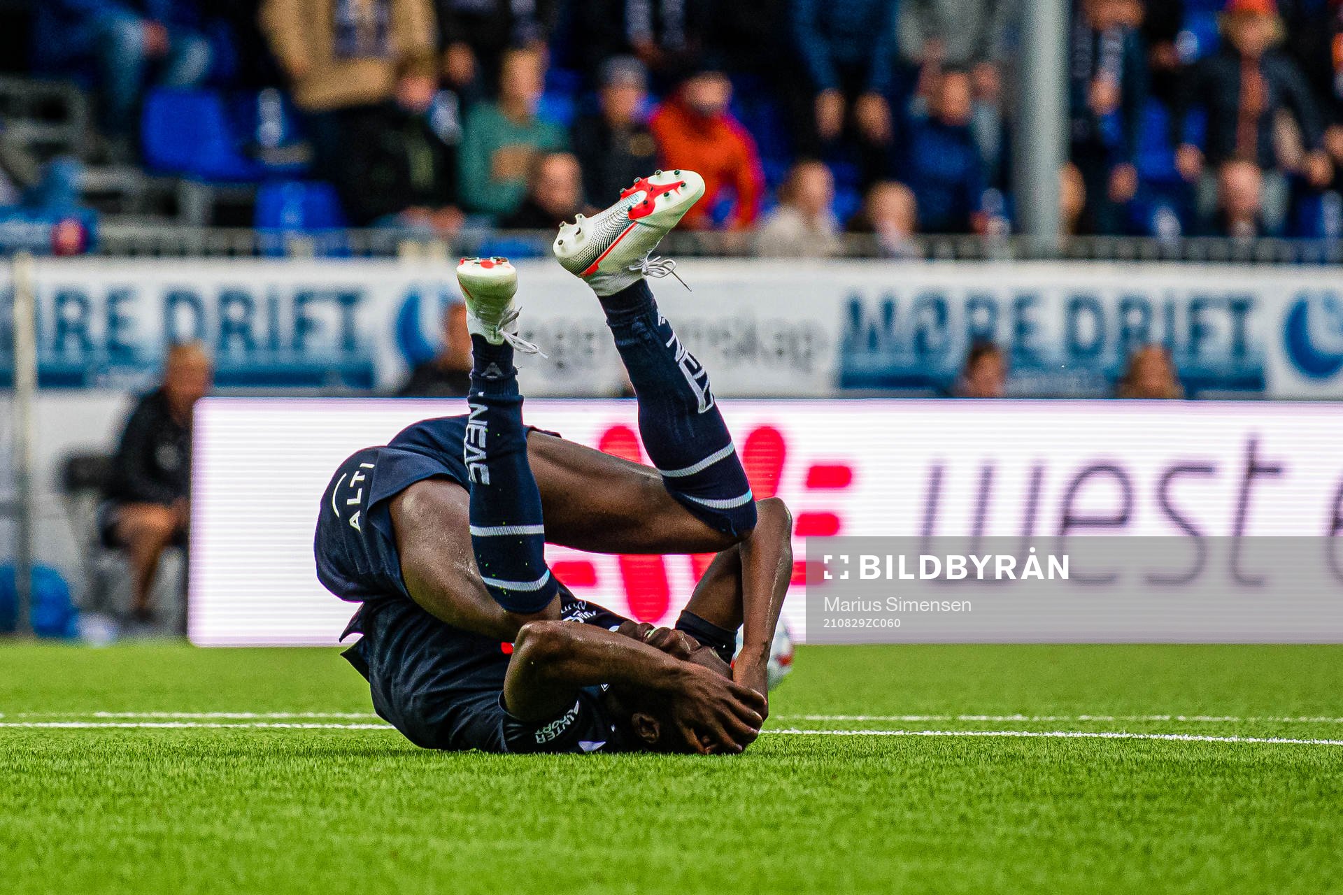 Moses Dramwi Mawa of Kristiansund reacts