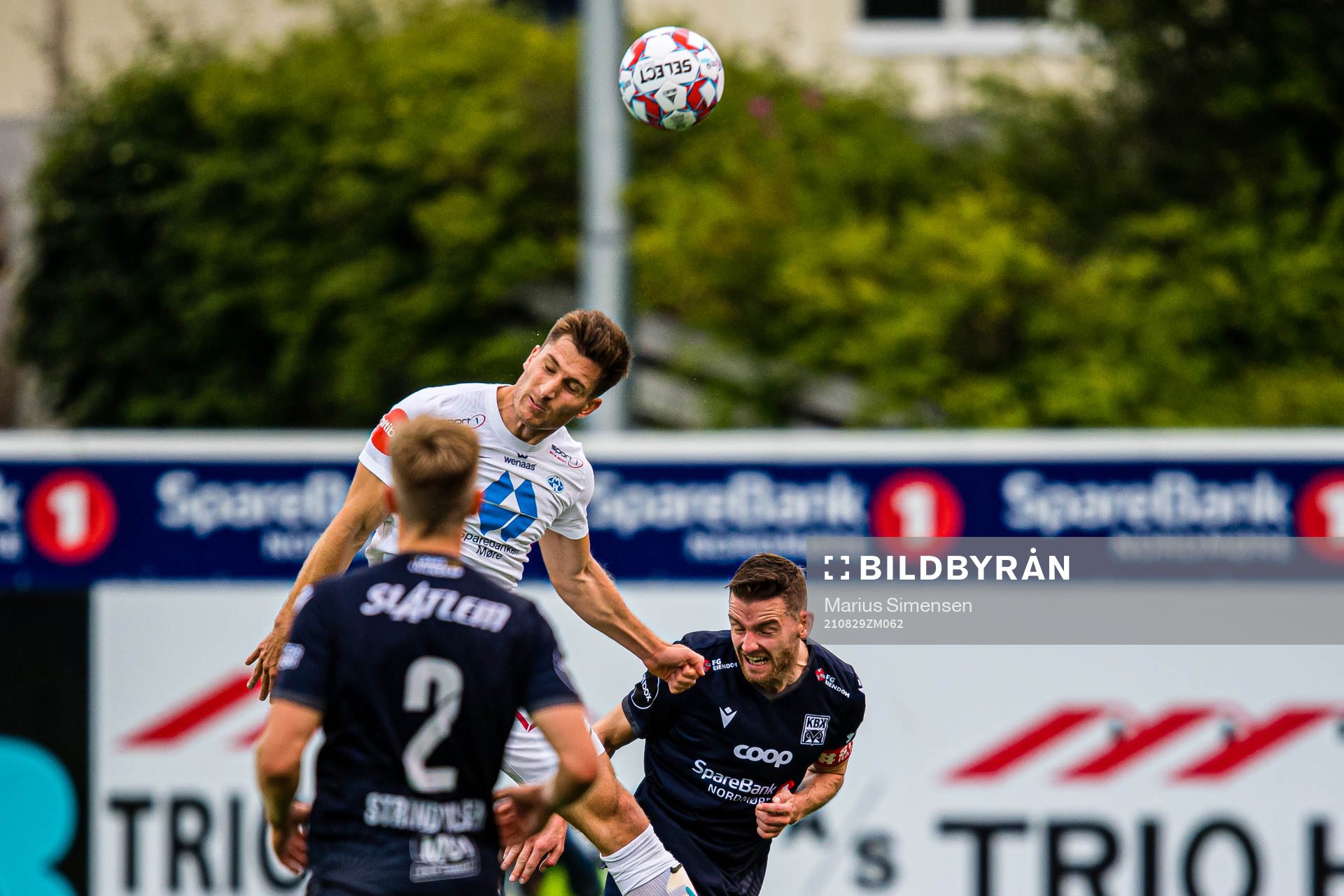 Kristoffer Haugen of Molde and Bendik Bye of Kristiansund