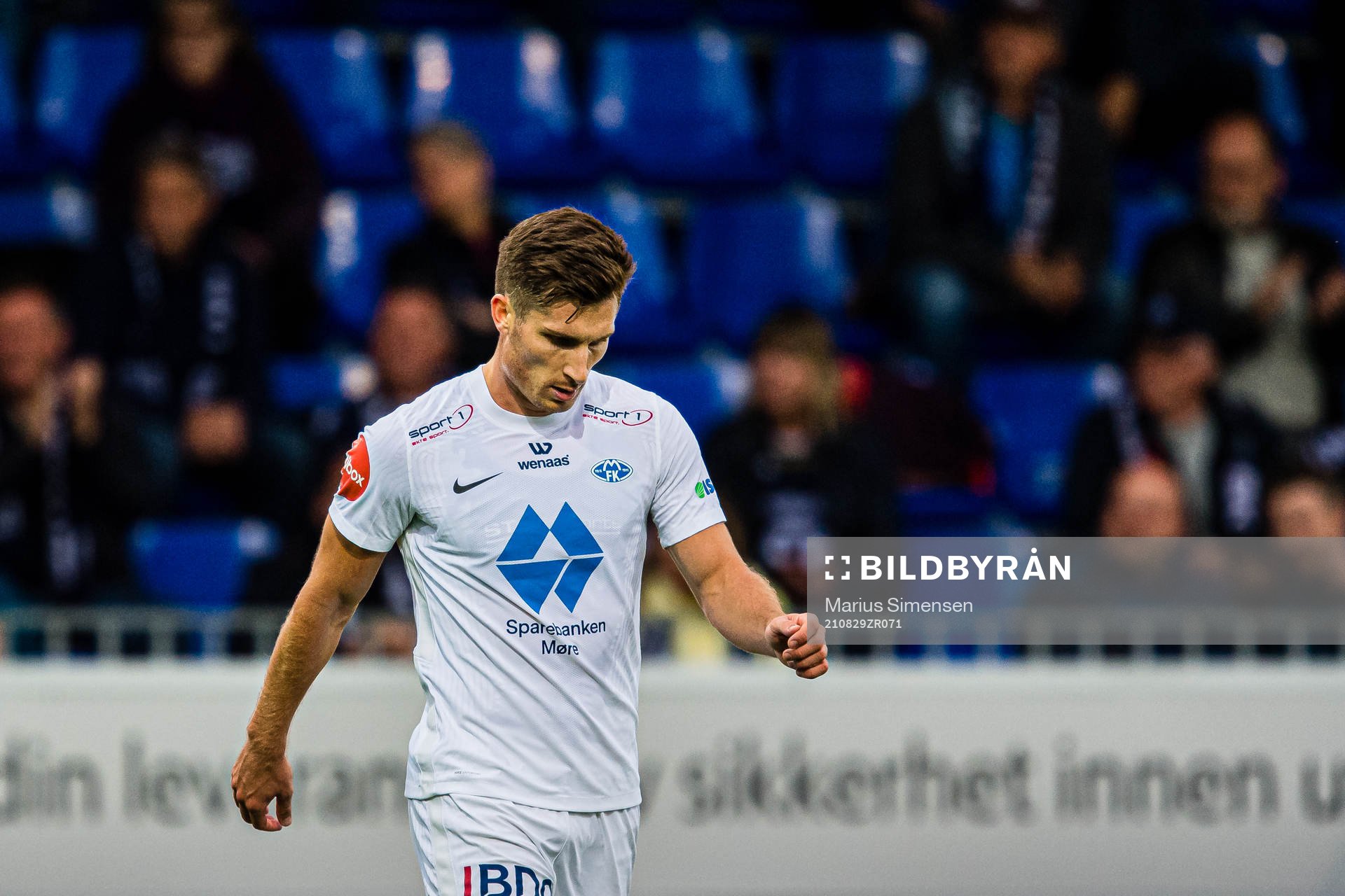 Kristoffer Haugen of Molde looks dejected