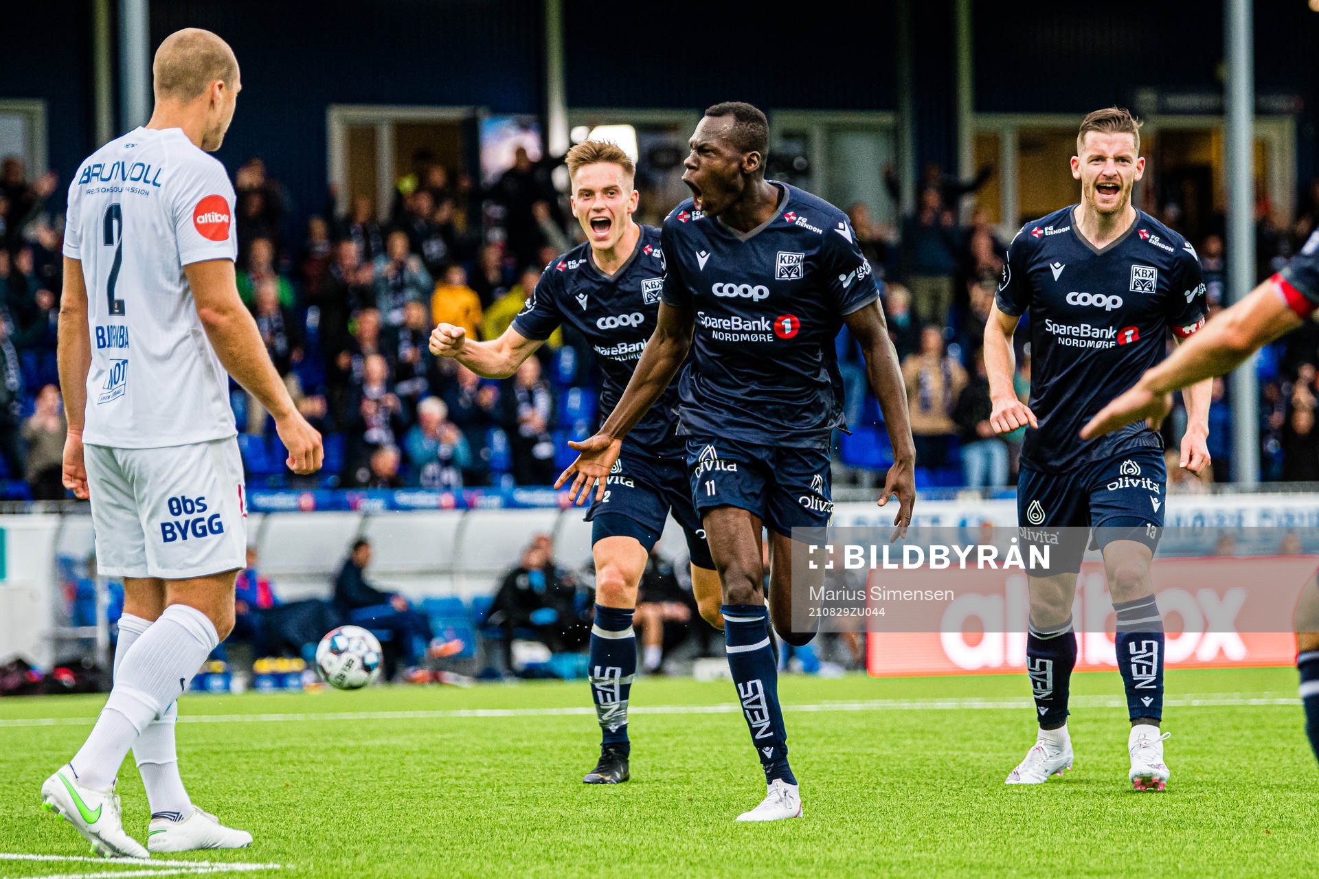 Moses Dramwi Mawa of Kristiansund celebrates