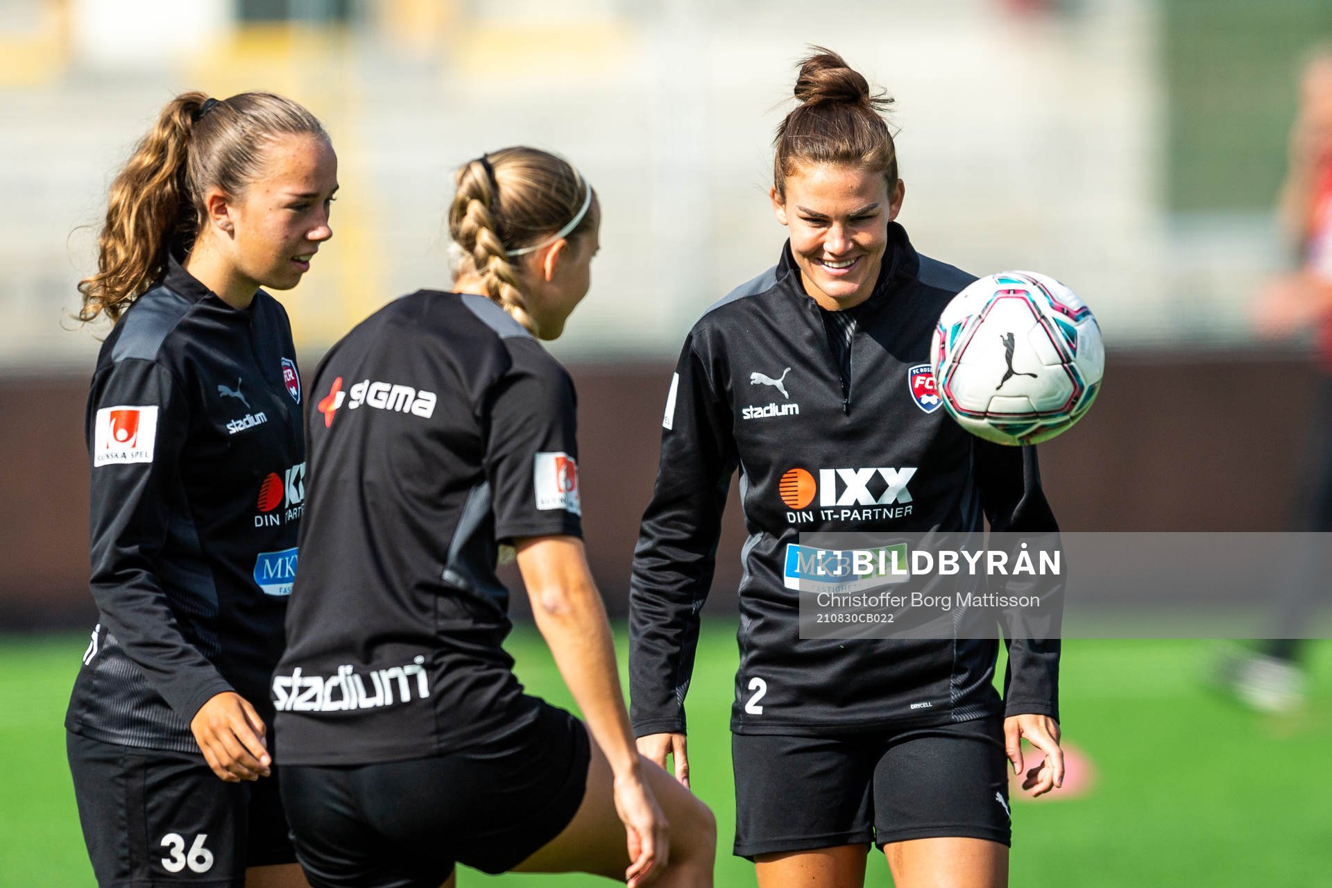 Athinna Persson Lundgren and Katrine Veje