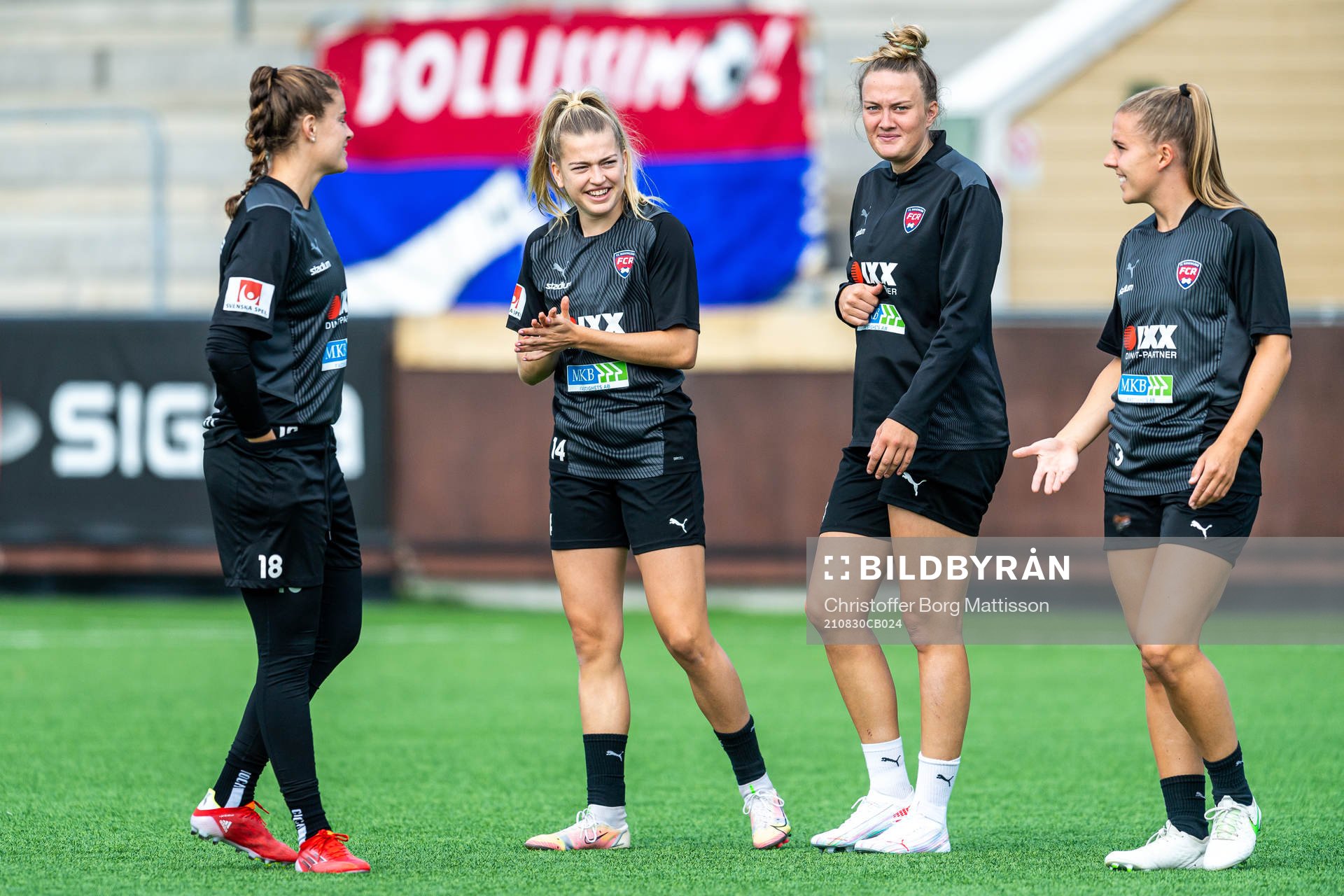 Goalkeeper Teagan Micah, Charlotte Grant, Stefanie Sanders