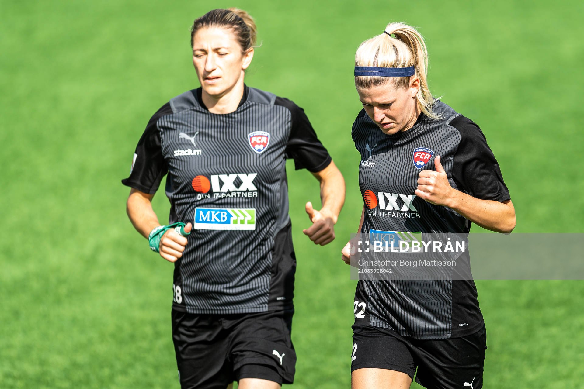 Bianca Schmidt and Olivia Schough