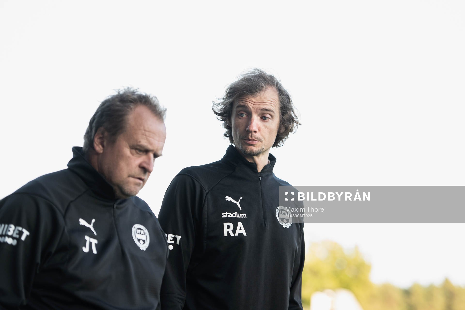 Värnamos tränare Jonas Thern och tränare Robin Asterhed