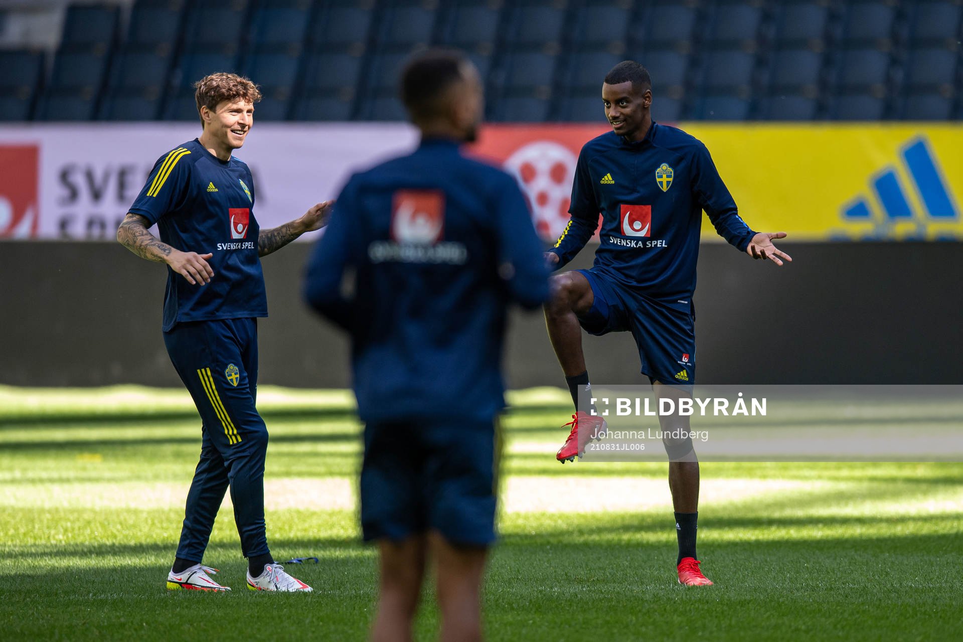 Victor Nilsson Lindelöf and Alexander Isak of the Swedish