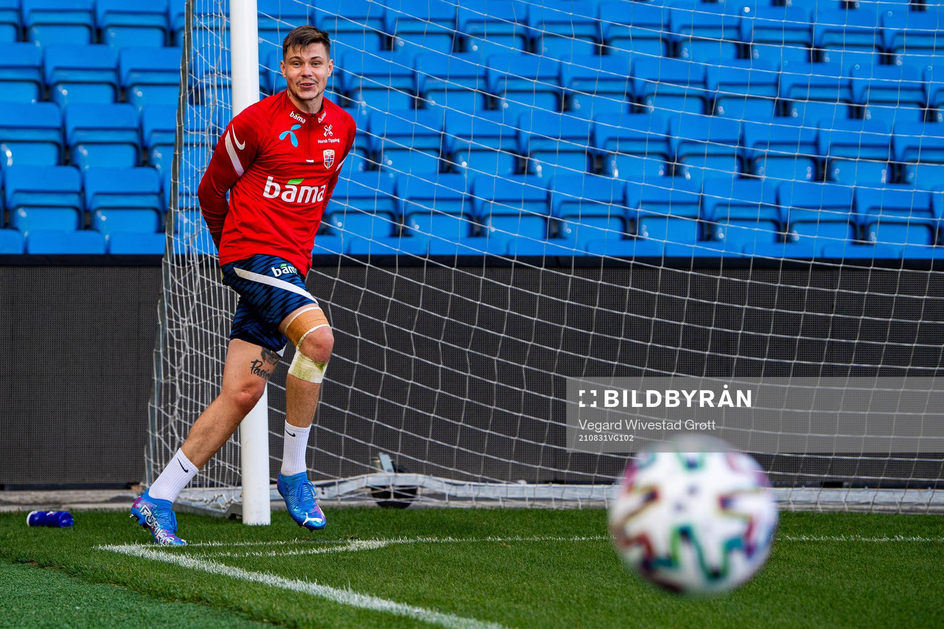Goalkeeper Per Kristian Bråtveit of the Norwegian national