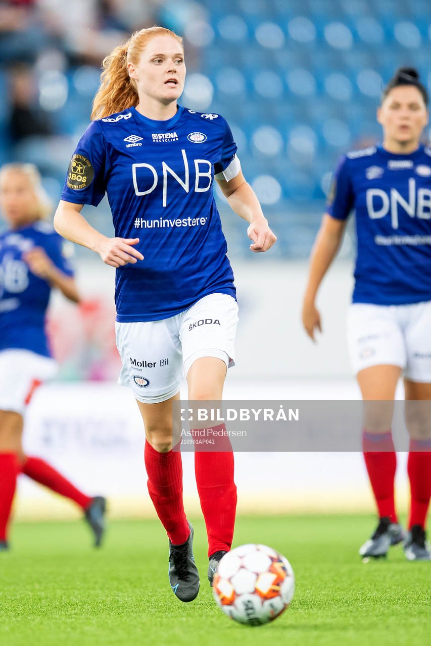 Stine Ballisager Pedersen of Vålerenga