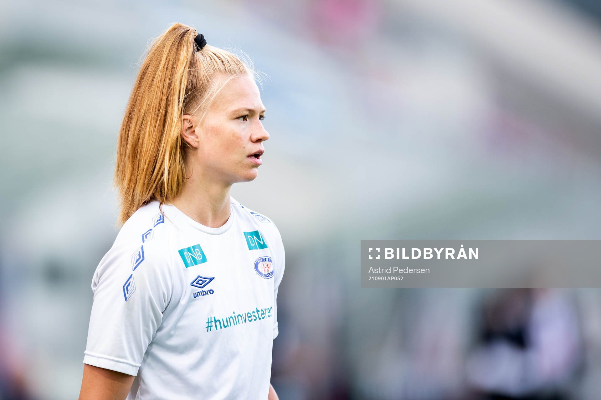 Goalkeeper Jalen Justine Tompkins of Vålerenga