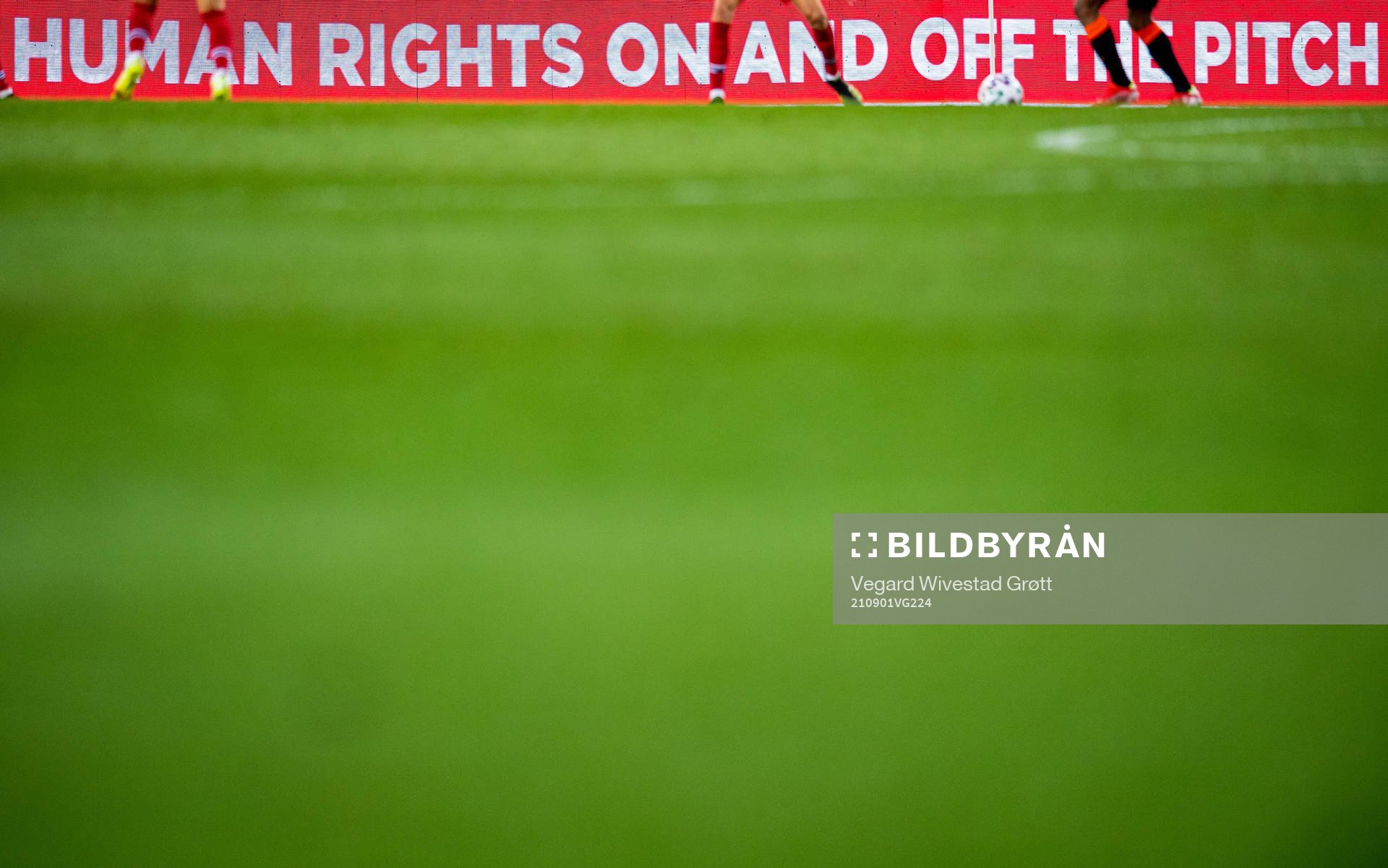 A billboard saying ”Human rights