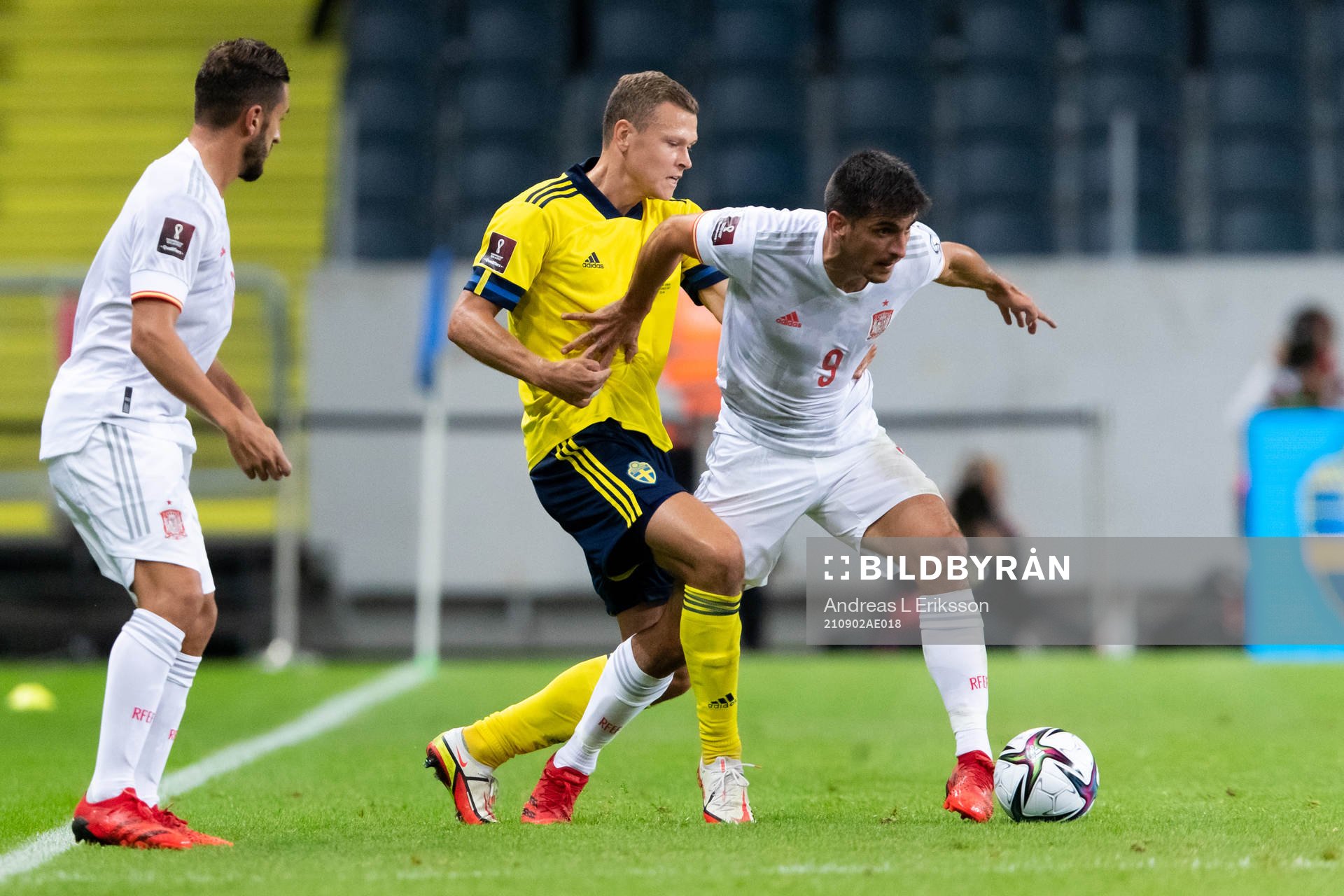Viktor Claesson of Sweden and Gerard Moreno of Spain