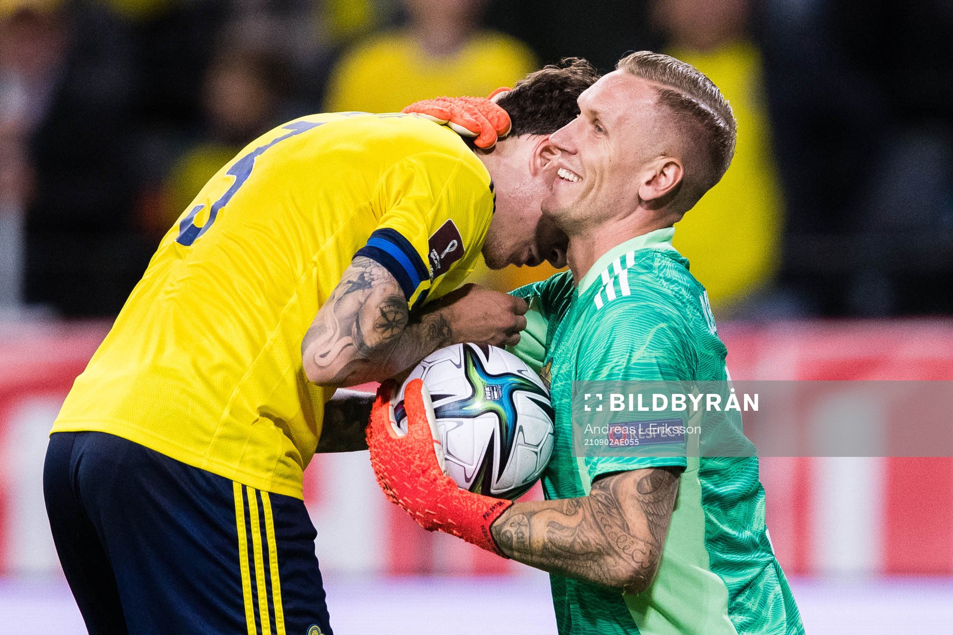 Victor Nilsson Lindelöf and goalkeeper Robin Olsen