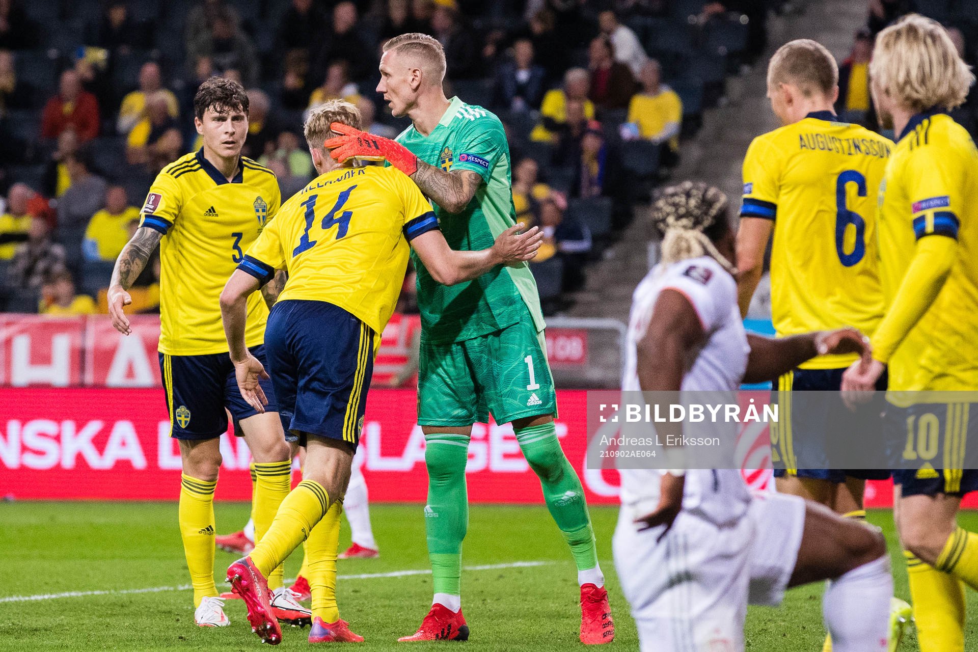 Victor Nilsson Lindelöf, Filip Helander and goalkeeper