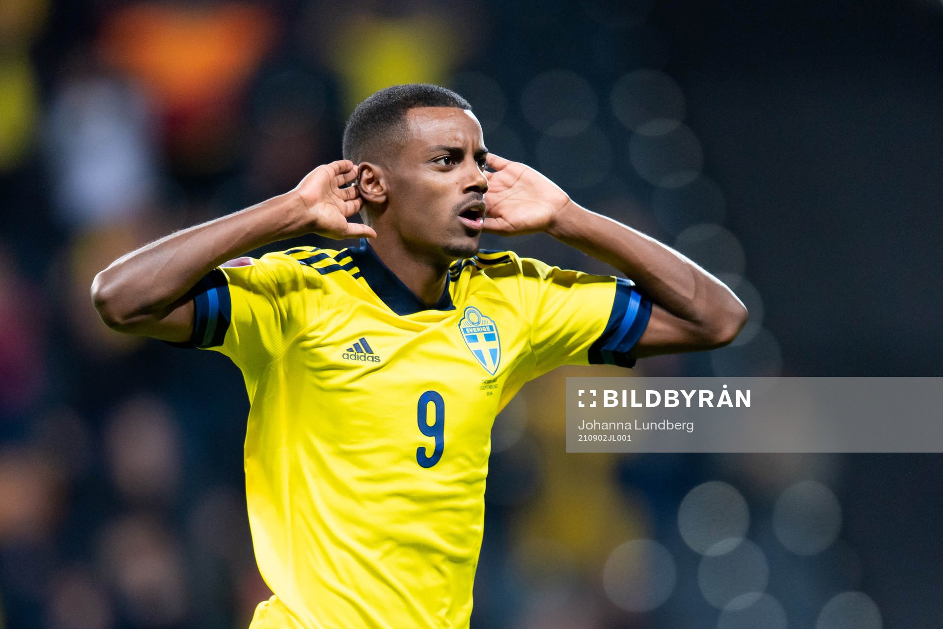 Alexander Isak of Sweden celebrates