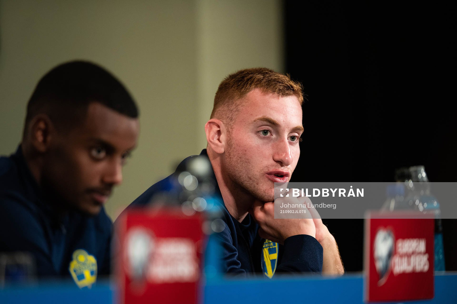 Alexander Isak  and Dejan Kulusevski of Sweden