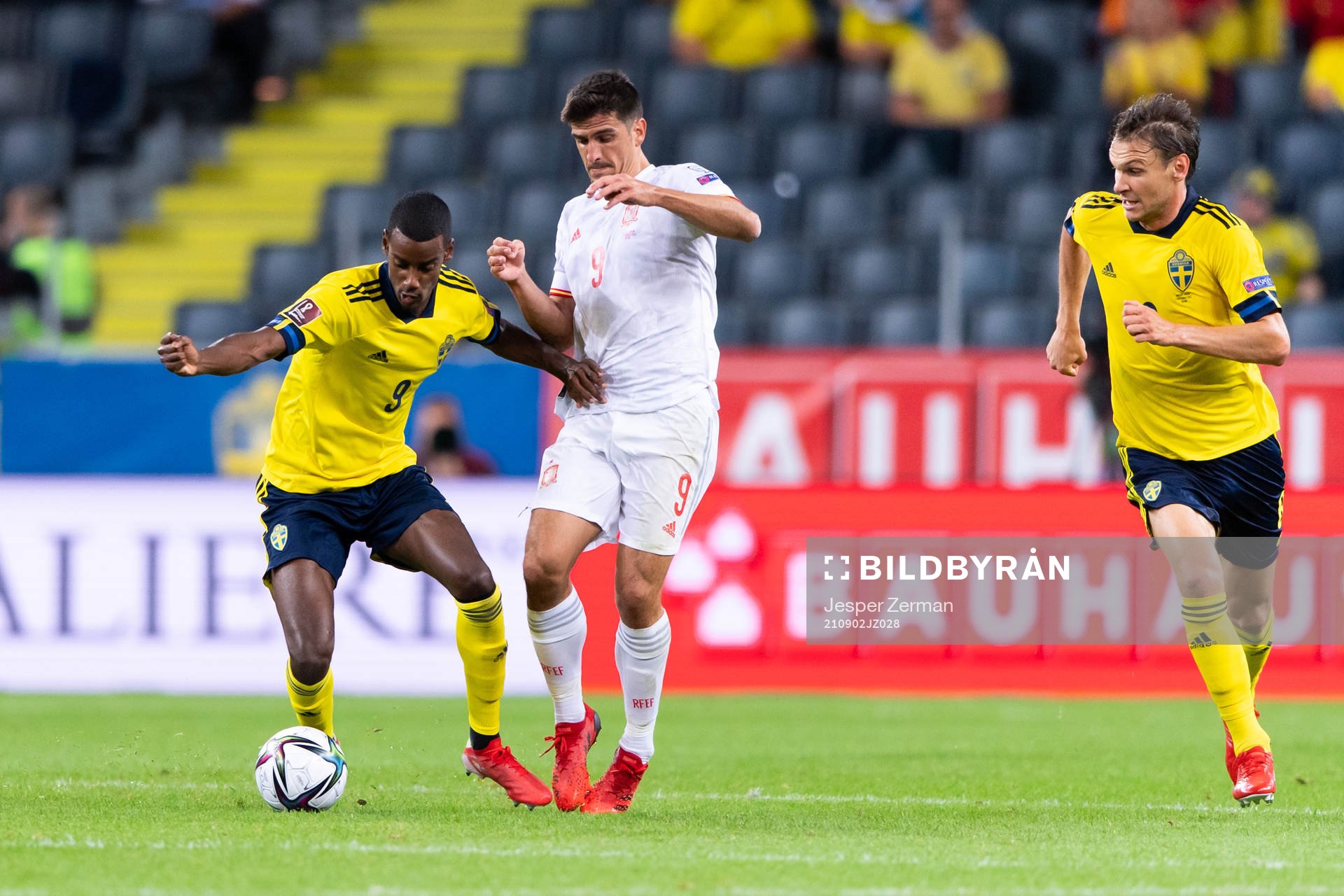 Alexander Isak of Sweden and Gerard Moreno of Spain
