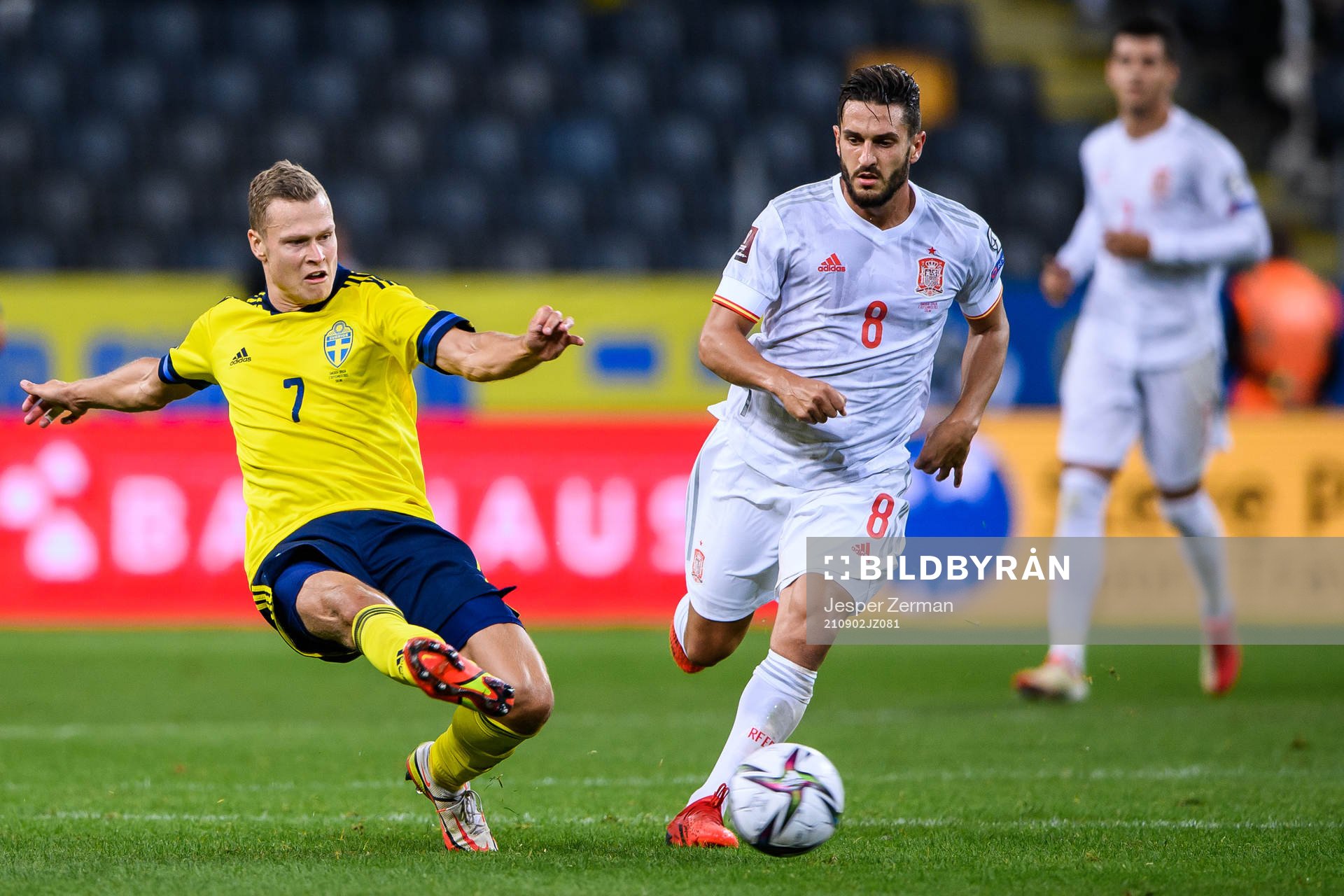 Viktor Claesson of Sweden against Koke of Spain
