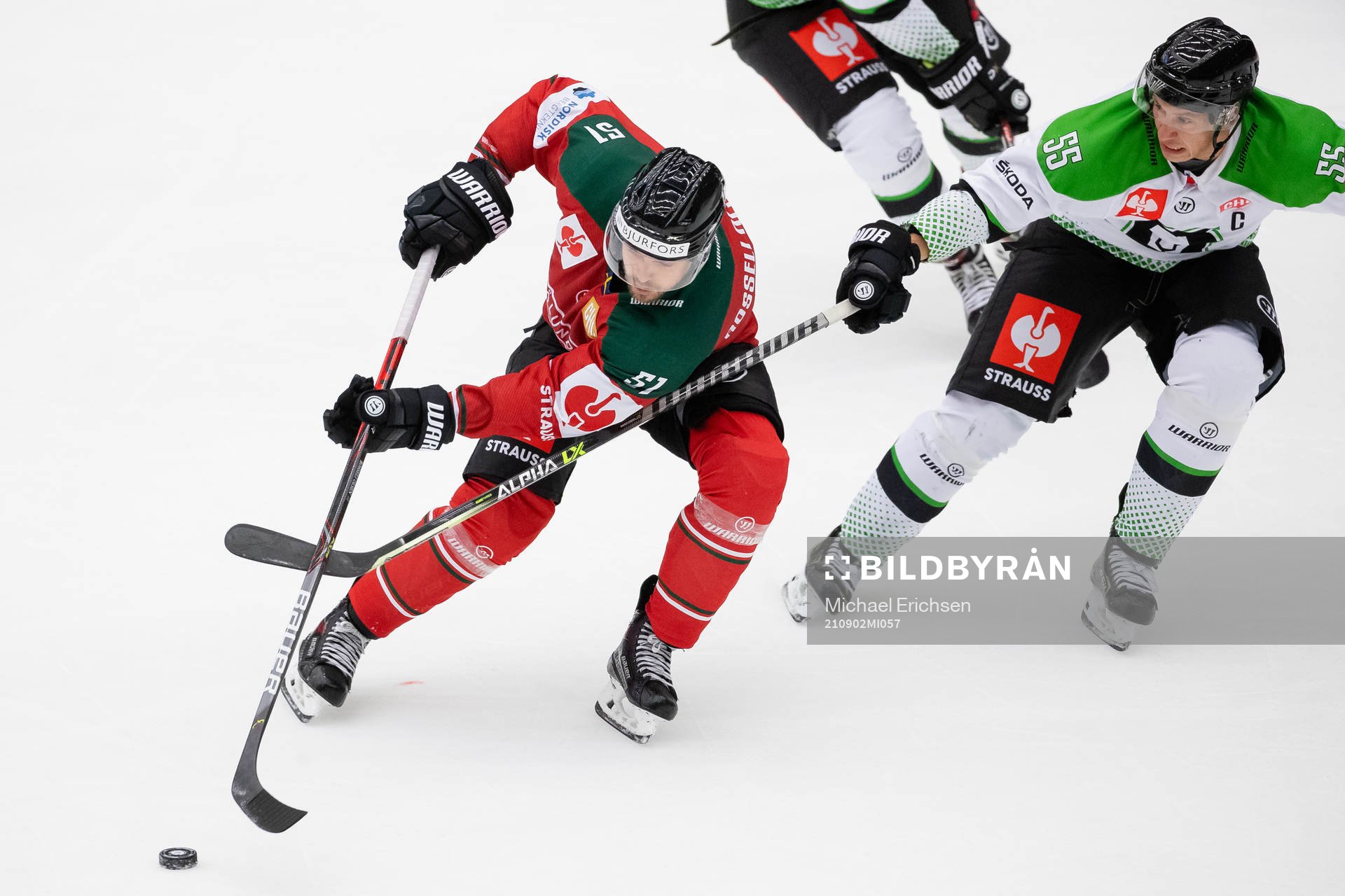 Mats Rosseli Olsen of Frölunda and Martin Sevc of Mlada