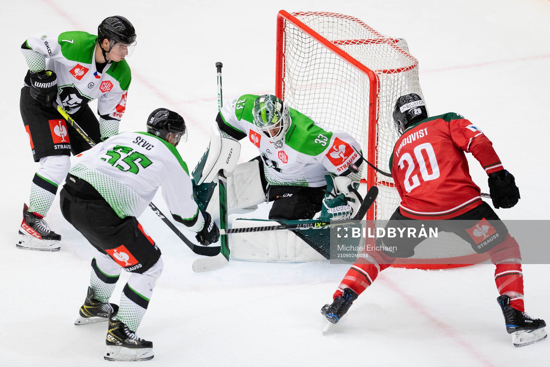 Joel Lundqvist of Frölunda with a scoring chance against