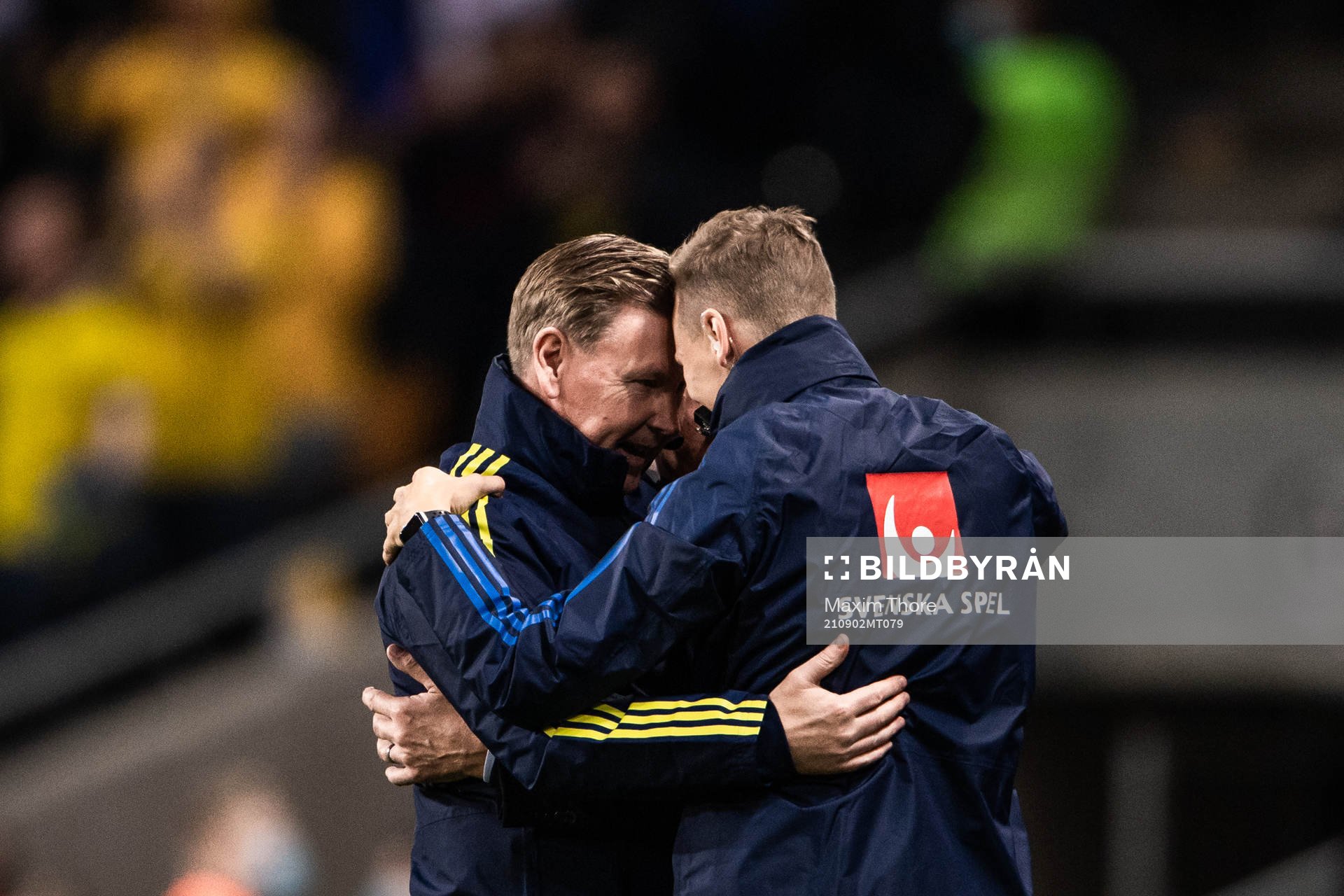 Assistant coach Peter Wettergren and goalkeeper coach Maths
