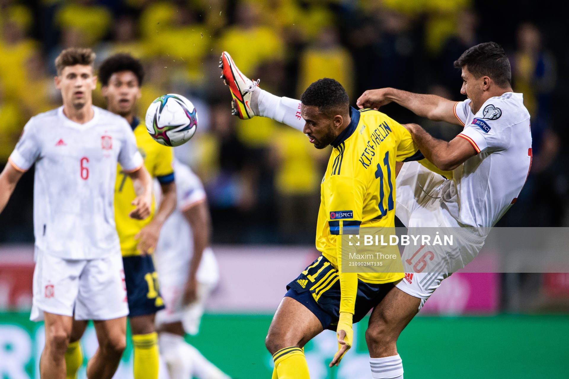 Isaac Kiese-Thelin of Sweden and Rodri Hernandez of Spain