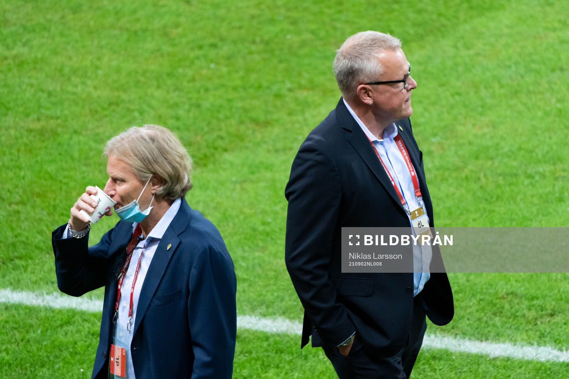 Team manager Stefan Pettersson and head coach Janne