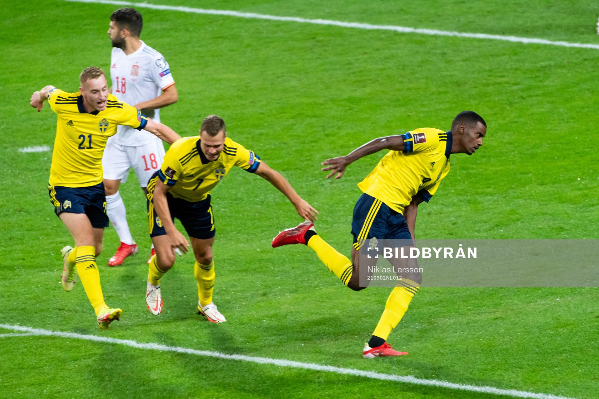 Alexander Isak of Sweden celebrates