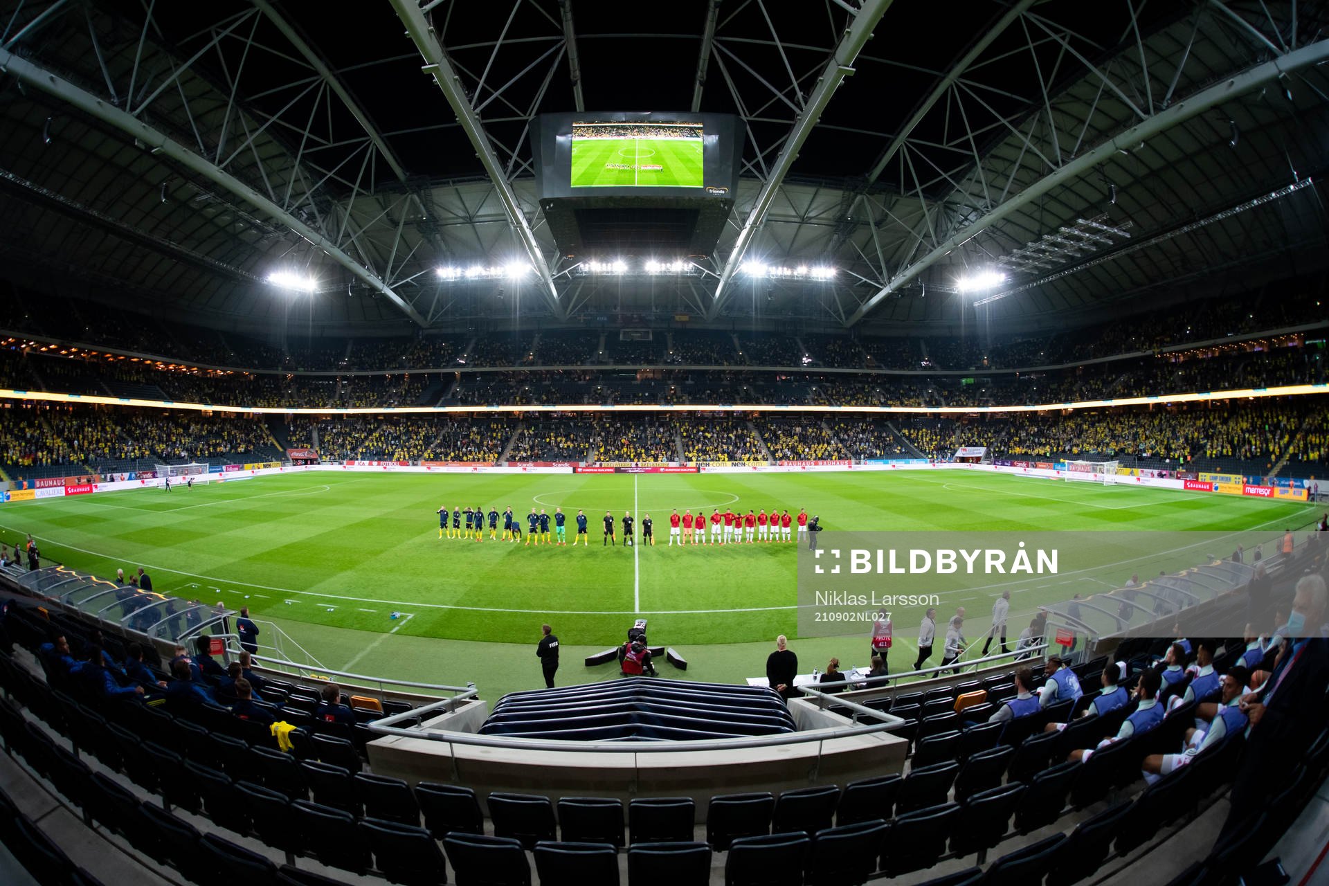 The teams at lineup