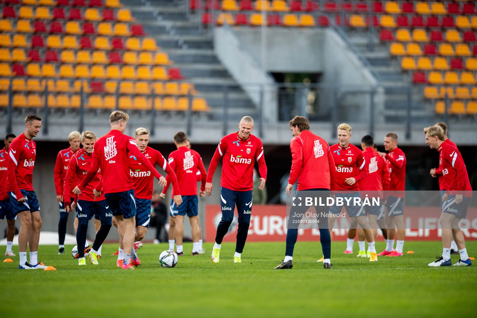Erling Braut Haaland and other players of the Norwegian