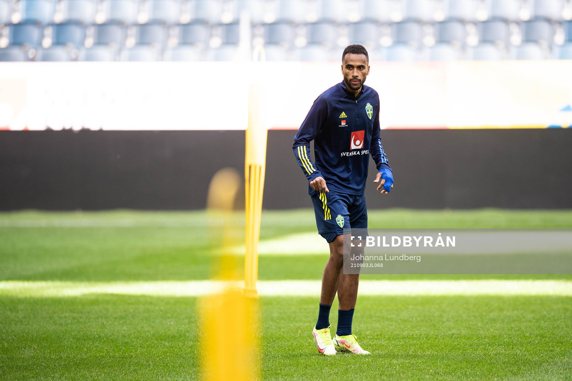 Isaac Kiese-Thelin of the Swedish national team