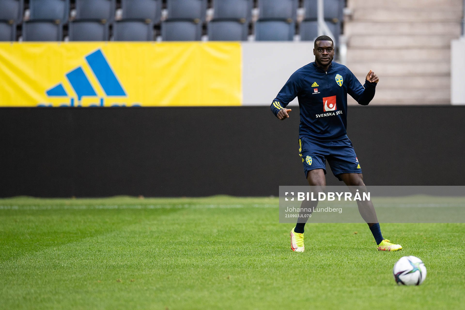 Ken Sema of the Swedish national team