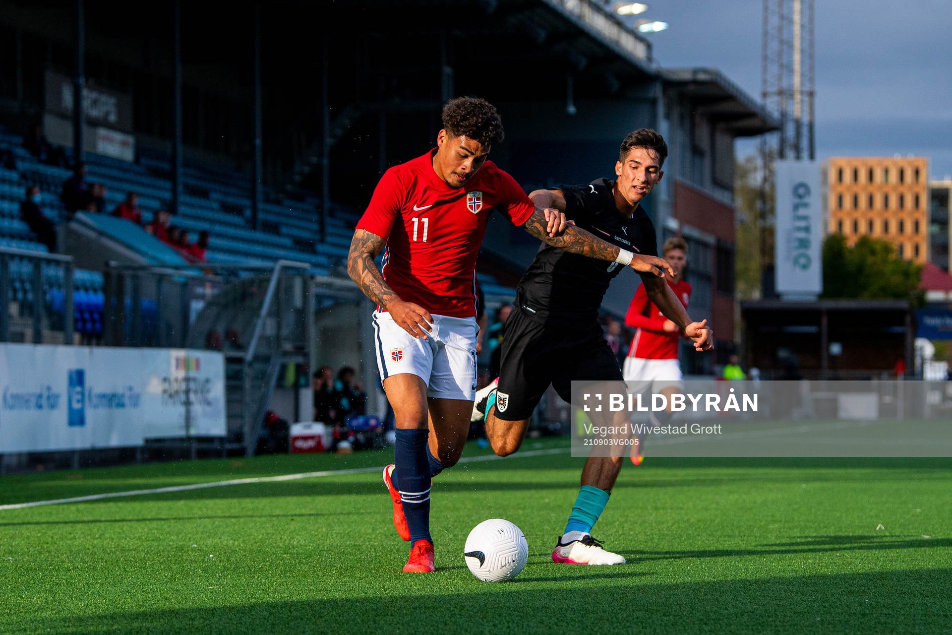Noah Holm of Norway and Leo Greiml of Austria