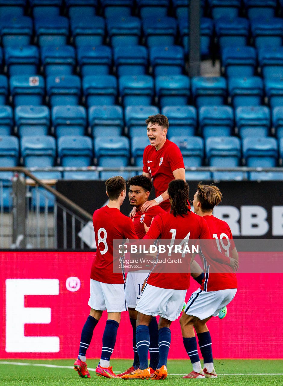 Noah Holm of Norway celebrates with teammates Håkon Evjen,