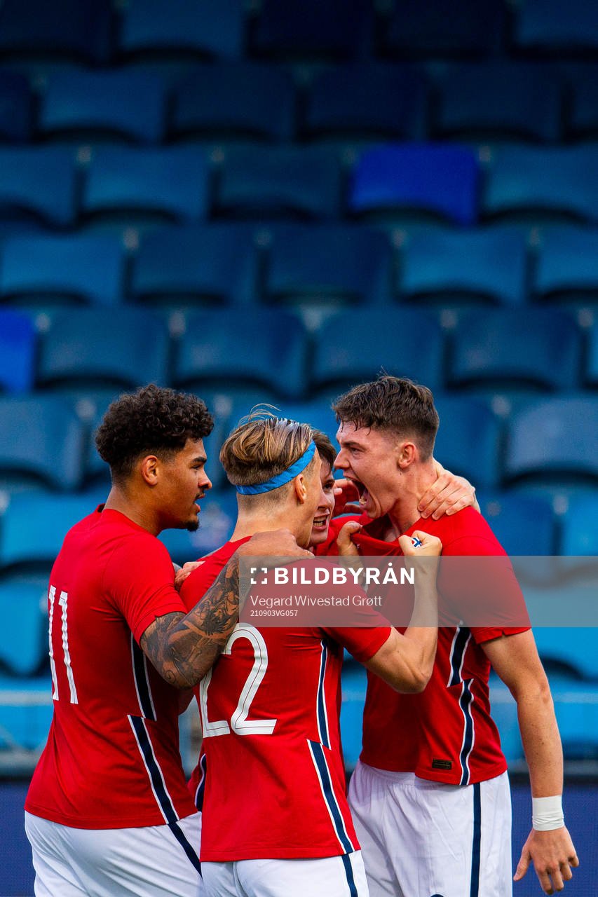 Jørgen Strand Larsen of Norway celebrates with teammates Noah Holm, Erik Botheim and Håkon Evjen after scoring 1-1 during the UEFA Euro Under-21 Qualifier football match between Norway and Austria on September 3, 2021 in Drammen.