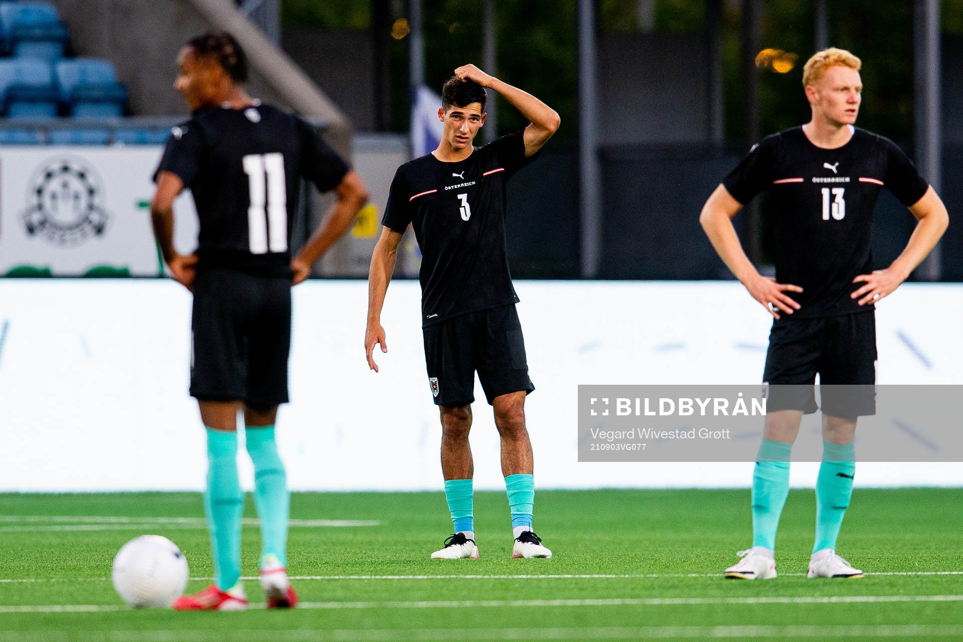 Leo Greiml and Nicolas Seiwald of Austria look dejected