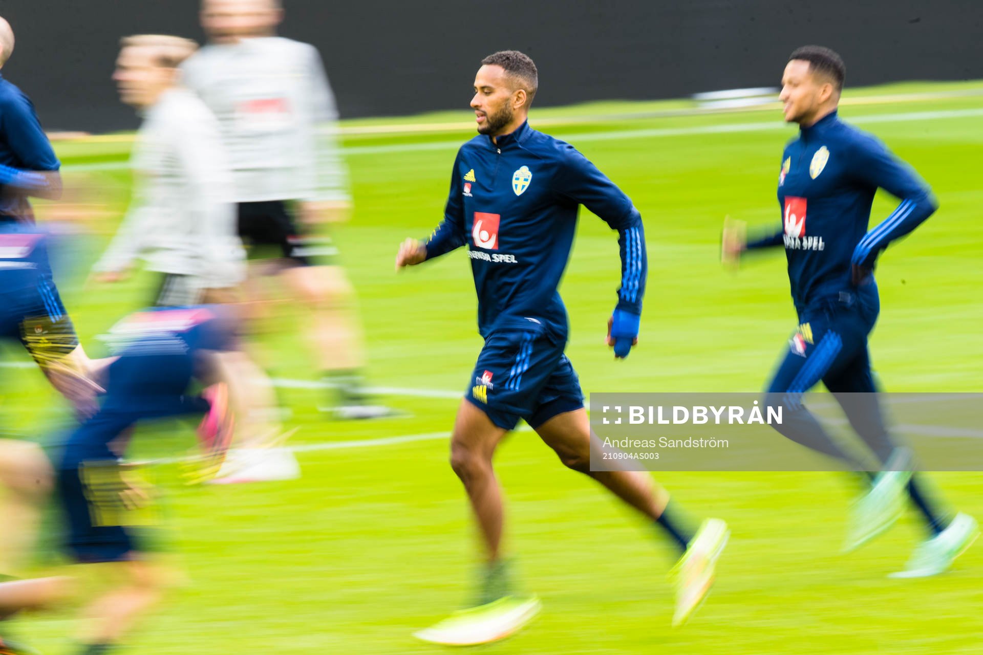 Isaac Kiese-Thelin of Sweden