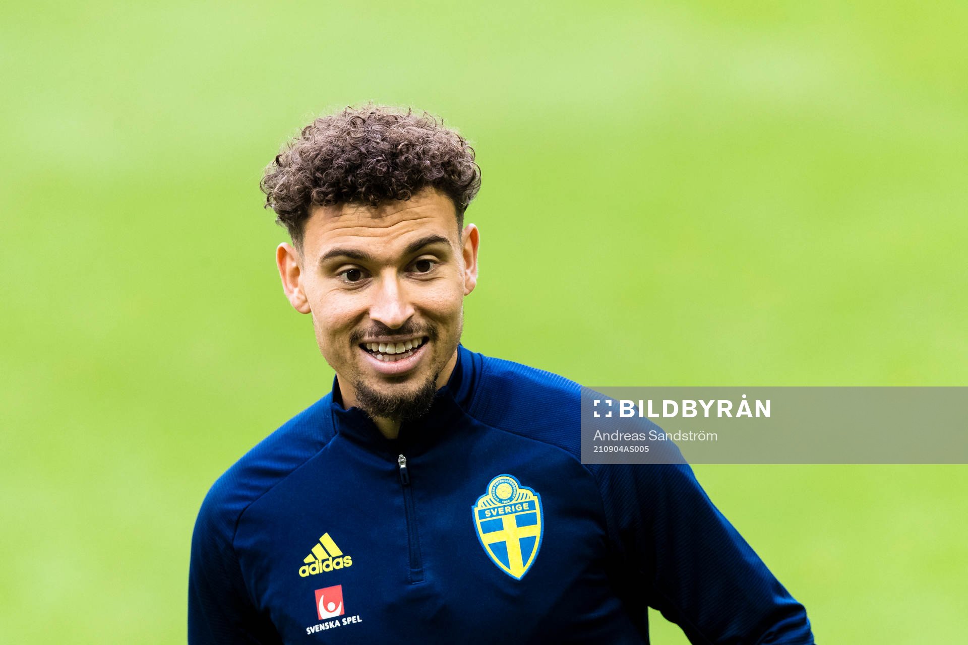 Jordan Larsson of Sweden
