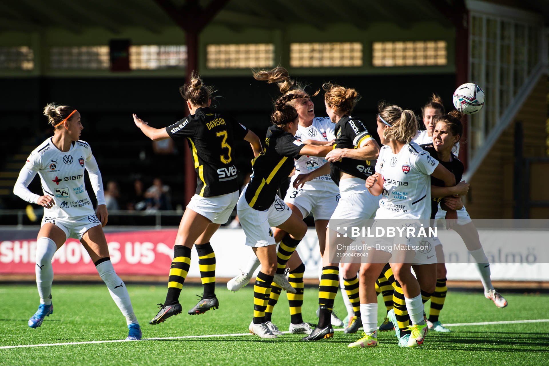 Rosengårds Gudrun Arnardottir gör 2-0