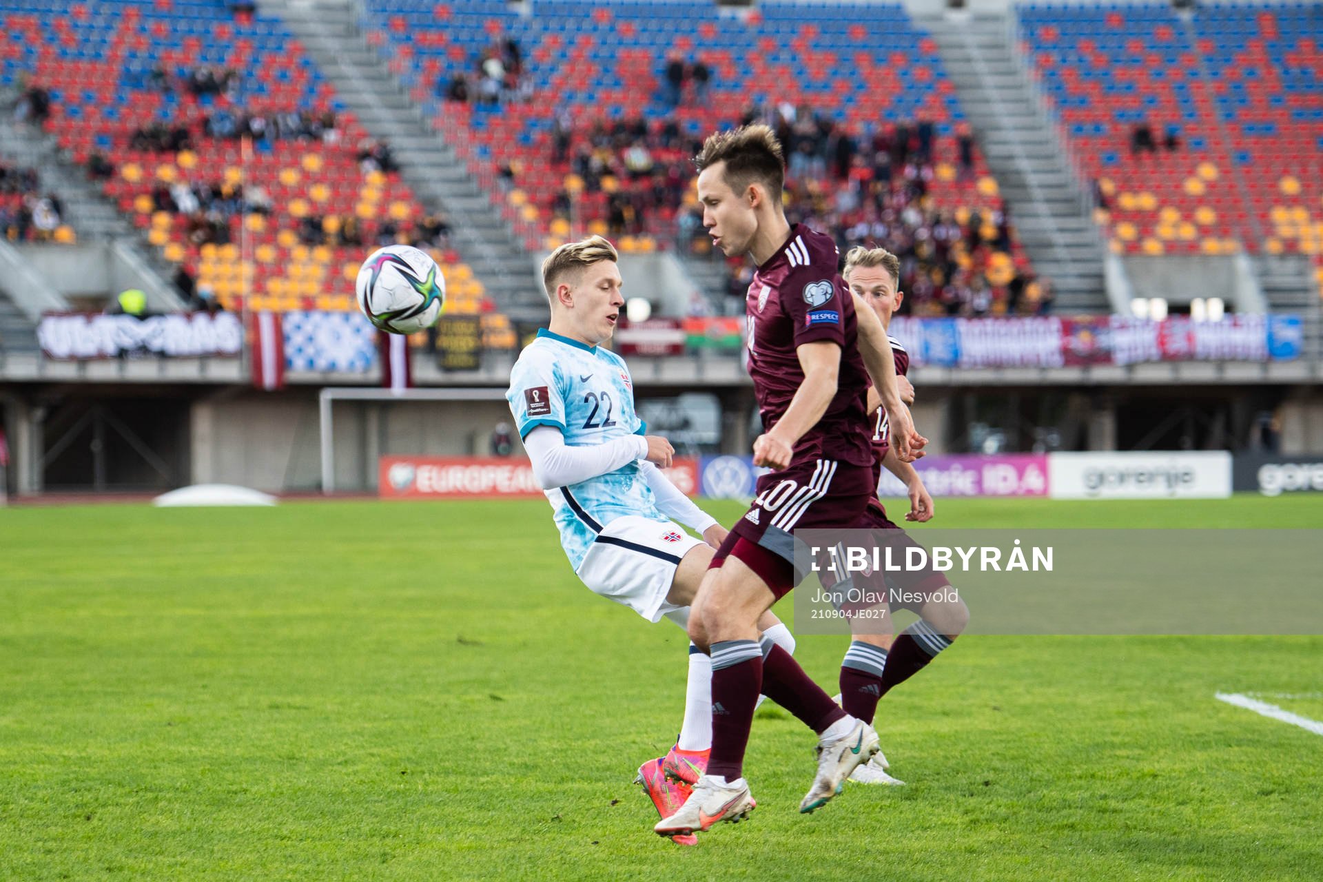 Marcus Holmgren Pedersen of Norway and Roberts Uldrikis of