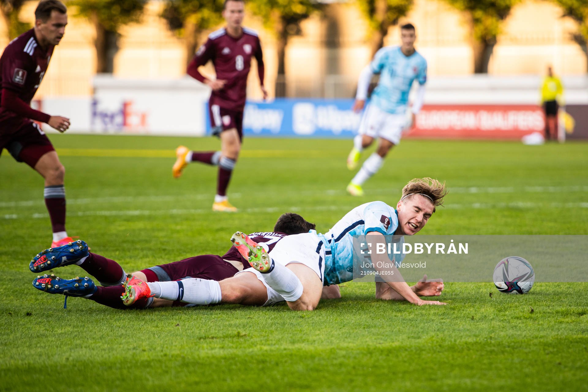 Raivis Jurovskis of Latvia and Kristian Thorstvedt of